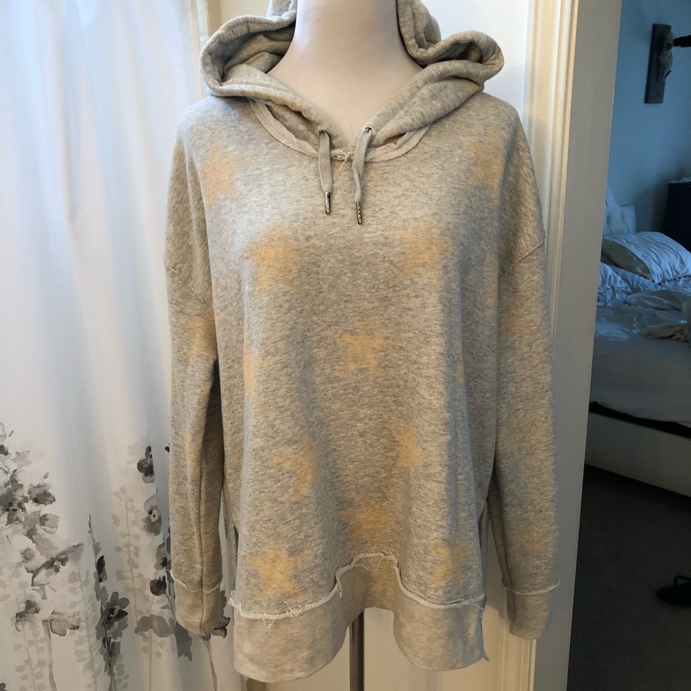 Hoodie with stars